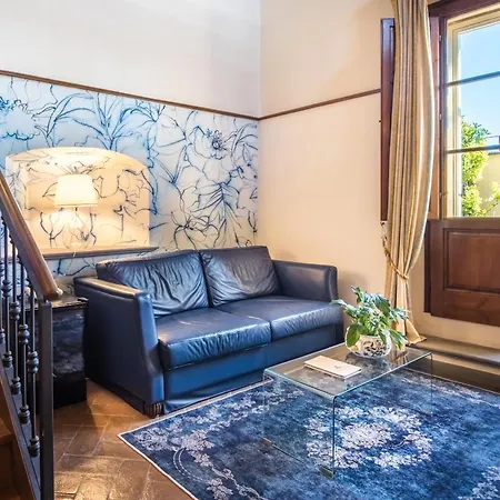 Hotel Palazzo Squarcialupi 4*