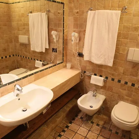 Hotel Palazzo Squarcialupi