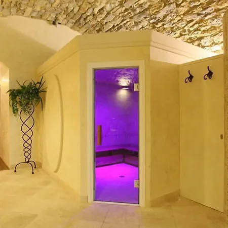 Palazzo Squarcialupi Castellina in Chianti