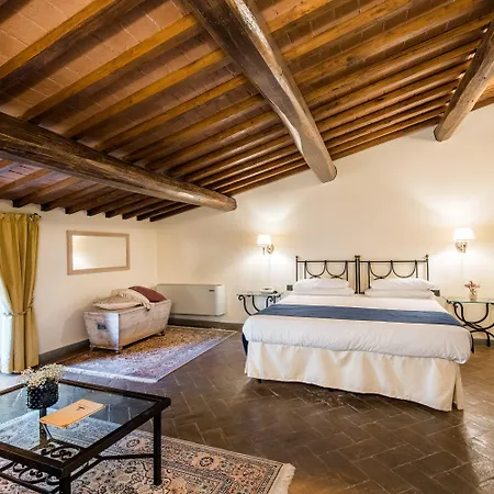 Palazzo Squarcialupi Hotel 4*