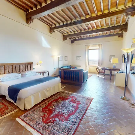 Palazzo Squarcialupi 4*